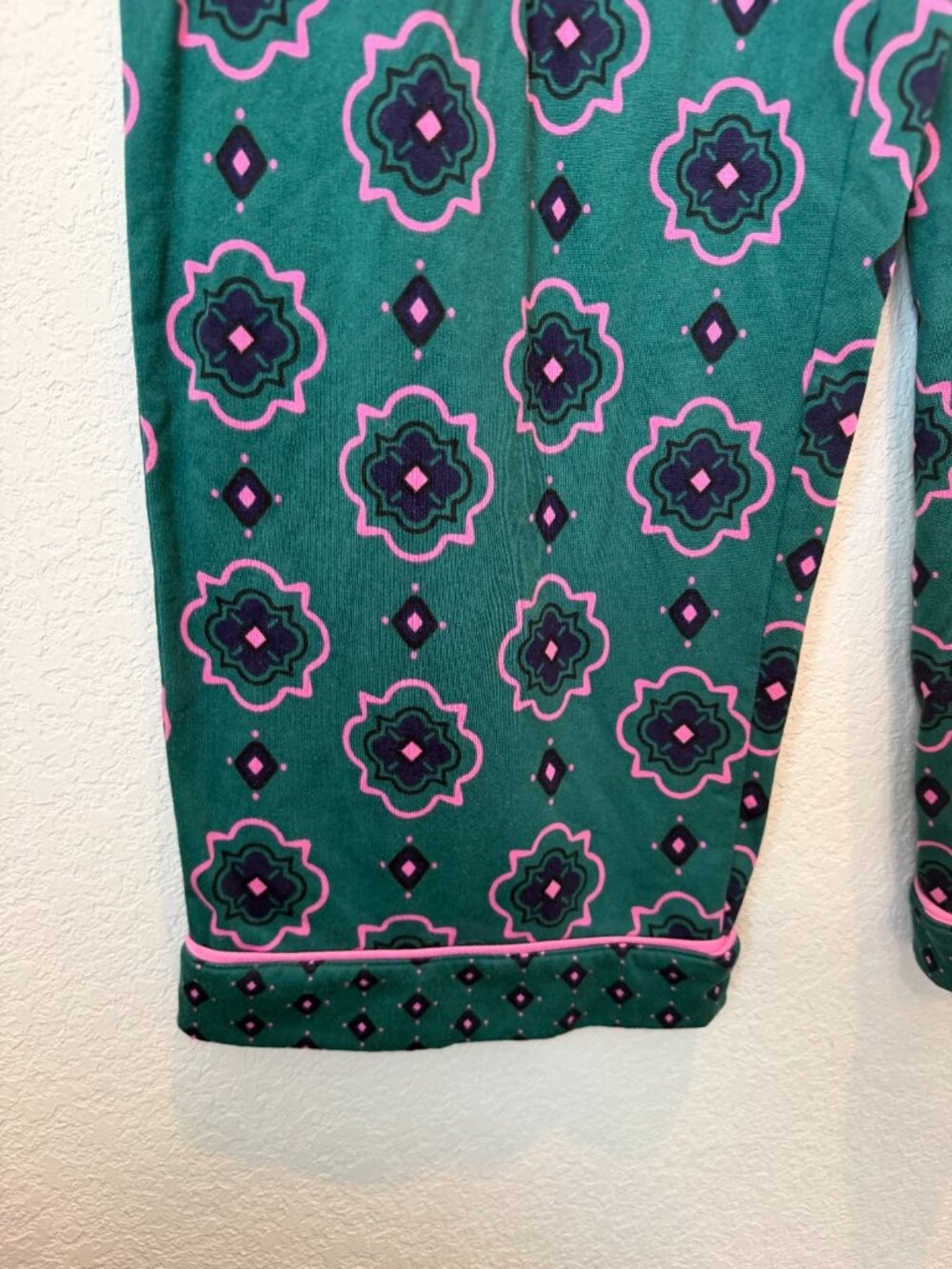 Room Service Green Pink Pajama Set Size XL - Picture 8 of 11